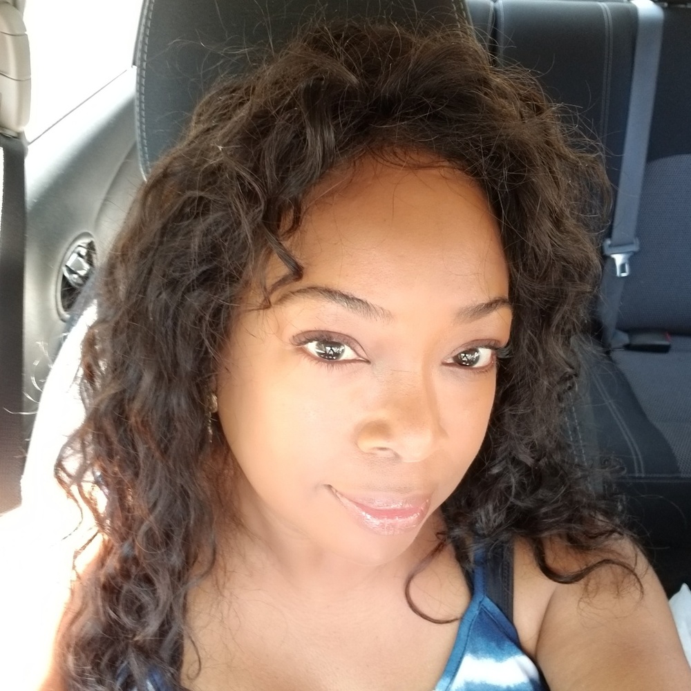 Meet your Posher, Ms.Butterfly29